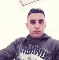 Lukas W.