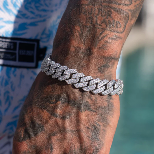 Cuban link chain with AAA zirconia™