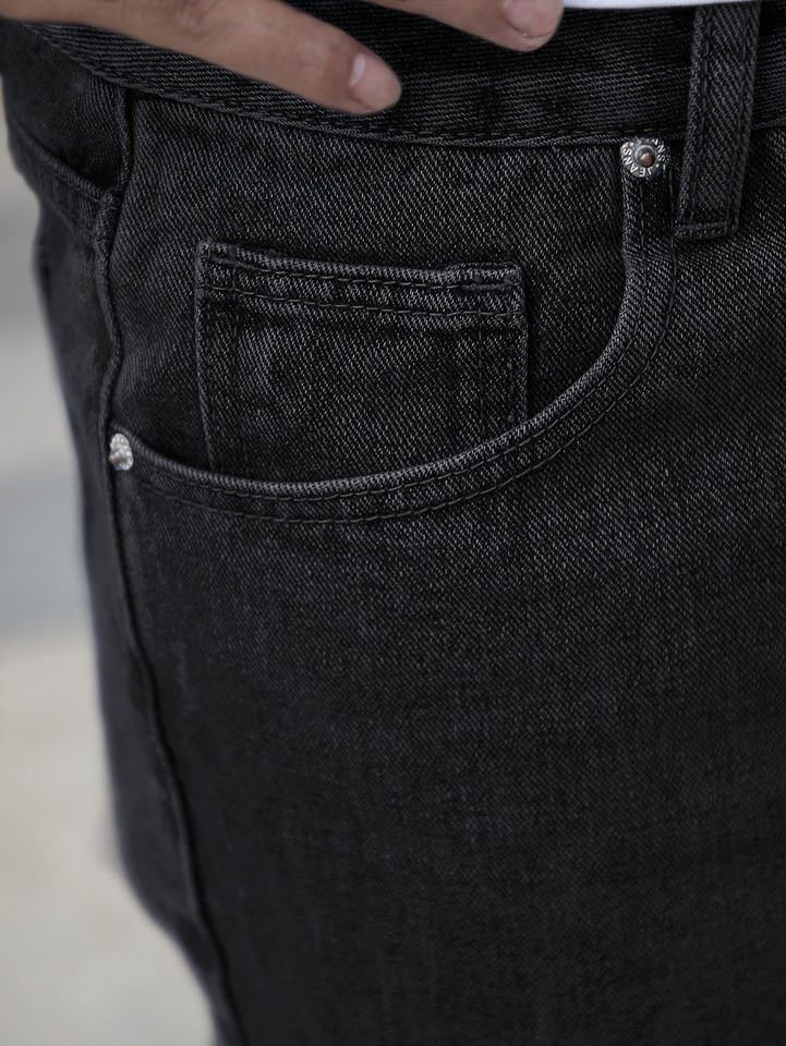 Stylish jogger jeans with pockets™