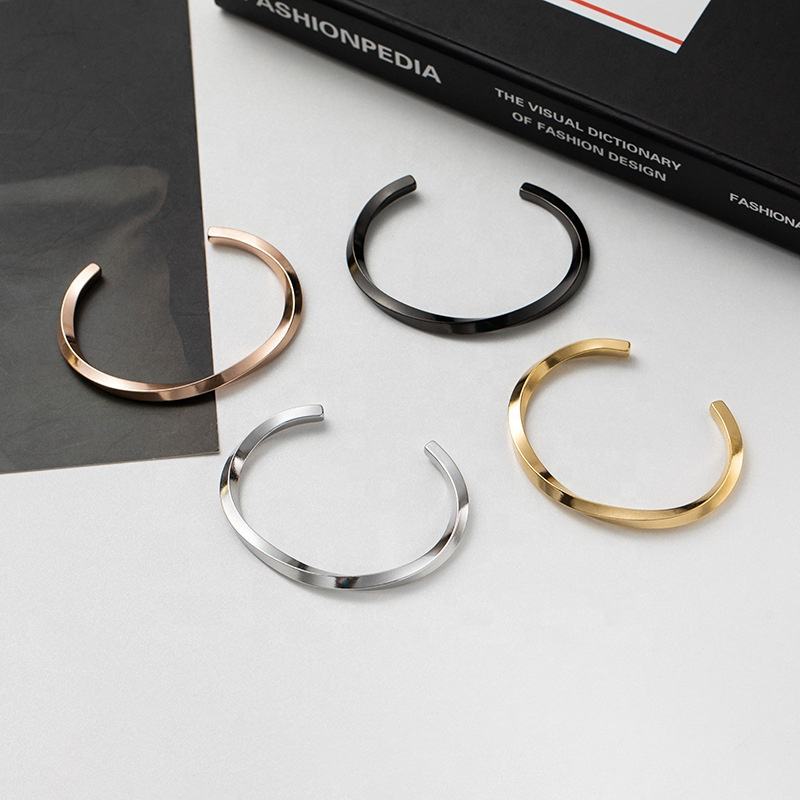 Elegant Mobius stainless steel bangle™