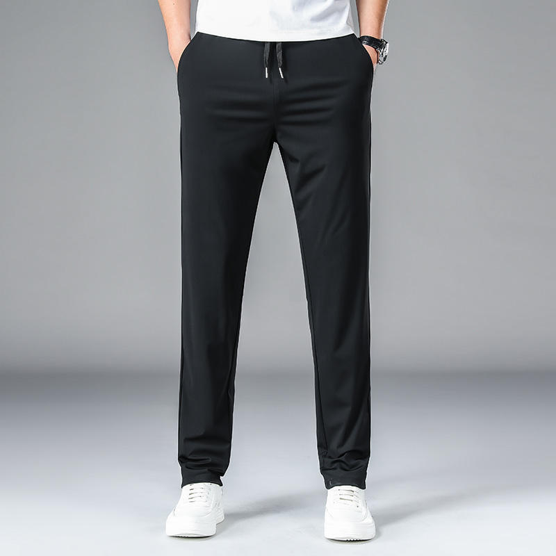 Lightweight summer trousers for men™
