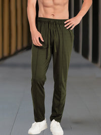 Modern men's trousers for every occasion™