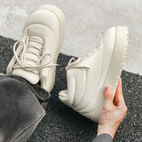 CLAY Premium Sneakers™